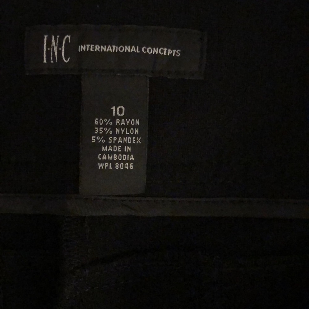 INC black women’s pants. - Picture 6 of 10